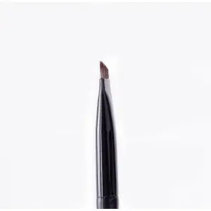 Pincel biselado para cejas negro VEKI - 1 - Pinceles