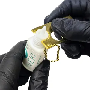 Abridor de Botella de Pegamento para Extensiones de Pestañas - 1 - Pegamentos para extensiones de pestañas